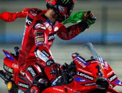 Bagnaia Juara MotoGP Qatar 2024 Asapi Binder-Martin