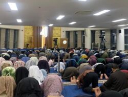 Potret Tarawih Pertama Muhammadiyah di Masjid At Tanwir