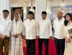 Prabowo Salami Warga Usai Open House di Kertanegara: Terima Kasih Semuanya