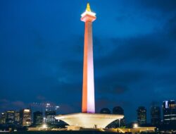 Penjelasan UPK Monas soal Harga Tiket Naik ke Puncak Tugu