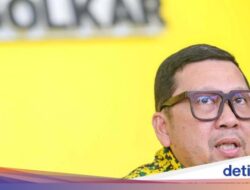 Belum Ada Pernyataan Jokowi Keluar PDIP, Kami Nggak Mau GR