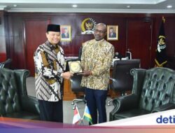 RI Diminta Segera Buka Kedutaan Besar