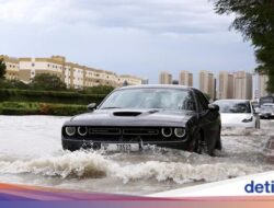 Banjir Langka Landa Uni Emirat Arab, Bandara Dubai Kebanjiran