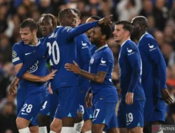 Menang 2-1, The Blues Finis di 6 Besar