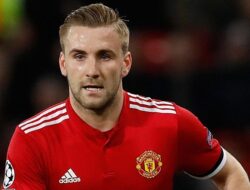 Luke Shaw Bek Kiri Terbaik Dunia, tapi…