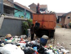 Legislator Bogor Temukan 10 Truk dari Tangerang Buang Sampah di Rumpin