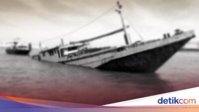 2 Kapal Wisatawan di China Terbalik, 3 Orang Tewas-14 Hilang