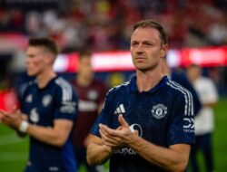 Jonny Evans Mungkin Pensiun Andai MU Tak Perpanjang Kontraknya