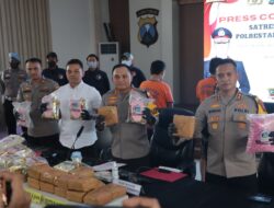 Polisi Gagalkan Penyelundupan Sabu dan Sinte Modus Kirim Onderdil di Jakbar