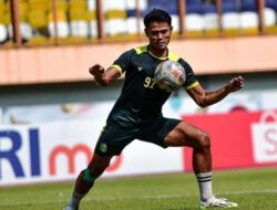 Persikabo Degradasi, Dimas Drajad Mau ke Persib?