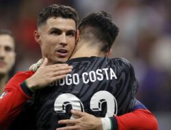 Ronaldo Ajarkan Esensi Hidup Lewat Drama di Portugal Vs Slovenia