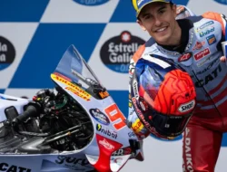 Marc Marquez Digdaya, Raih Pole!