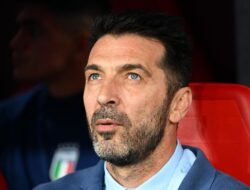 Keteladanan Buffon Akan Berujung Penghargaan dari Presiden UEFA