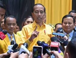 Ditanya Akankah Jadi Kader Golkar, Jokowi: Lah Katanya Jadi Ketua?