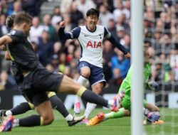 Tottenham Memimpin 2-0 atas Everton di Babak Pertama