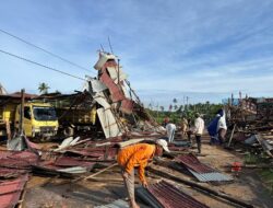 9 Rumah di Pontianak Rusak Diterjang Angin Puting Beliung