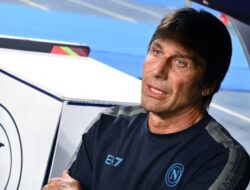 Conte Curhat Susah Yakinkan Pemain Incaran Gabung Napoli