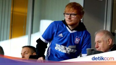 Ed Sheeran Minta Maaf Usai Ganggu Wawancara Ruben Amorim