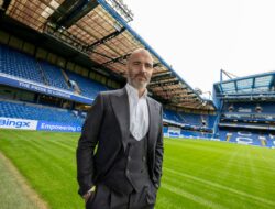 Enzo Maresca ke Para Fans Chelsea: Ini Sepakbola, Bukan PlayStation