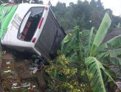 Bus Berhasil Diangkat dari Jurang di Puncak usai Proses Evakuasi 6 Jam