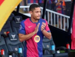 Barcelona akan Pinjamkan Vitor Roque ke Real Betis