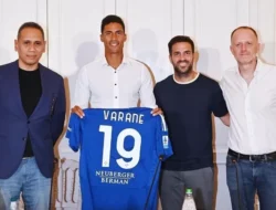 Raphael Varane Umumkan Pensiun, tapi Tetap Bertahan di Como