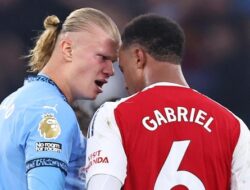 Lempar Gabriel dari Belakang, Haaland Disebut Pengecut Banget