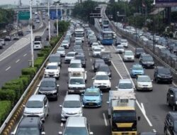 Titik-titik Kepadatan Lalin di Tol Arah Jakarta Pagi Ini