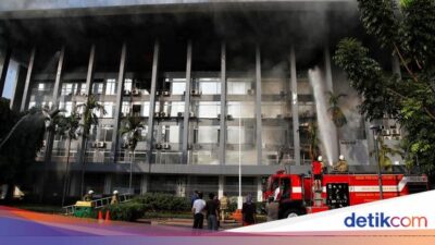 7 Fakta Kebakaran Gedung Perintis Kemerdekaan Saat Ada Renovasi