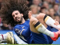 Pesan Cucurella ke Chelsea Agar Tidak Gonta-ganti Manajer Lagi