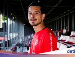 Resmi! Thom Haye Gabung Klub Eredivisie Almere City