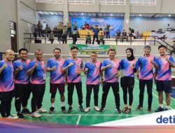 Kemenpora Berlaga di Badminton Tournament 2024