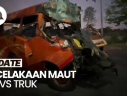 Video Penampakan Elf Maut Seusai Tabrak Truk di Tol Pasuruan-Probolinggo