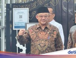 Maung Jadi Mobil Dinas Menteri