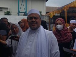 Habib Rizieq dkk Gugat Jokowi Ro 5.246 Triliun, dari Mana Hitungannya?