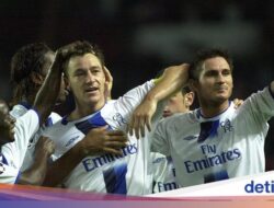 John Terry Kenang Musim ‘Nyaris’ Invincible dengan Chelsea