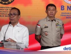 Menko PMK Pratikno Sambangi BNPB, Bahas Mitigasi Bencana