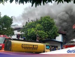 Kebakaran Pabrik di Cibinong Bogor Padam, Penyebab Diselidiki