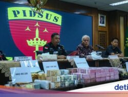 Penampakan Uang Hampir Rp 1 T Barbuk Suap Selama 10 Tahun