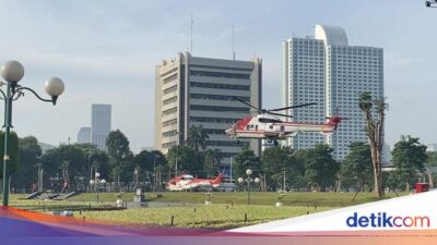 Helikopter Kepresidenan Tiba di Gedung MPR/DPR Jelang Pelantikan Prabowo-Gibran