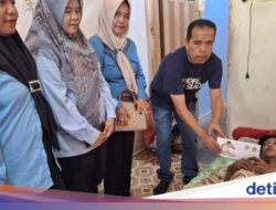 Andre Rosiade Bantu Remaja Penderita Lumpuh di Padang