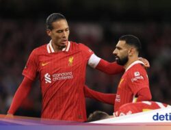 Liverpool Tatap Periode Berat, Slot: Momen Tepat untuk Menilai