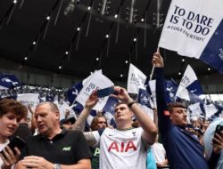 Tottenham Didakwa FA gara-gara Nyanyian Homofobia Fans