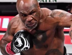 Reaksi Mike Tyson Seusai Kalah Duel Tinju Lawan Jake Paul