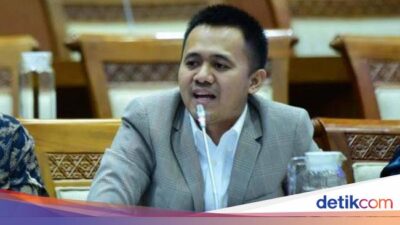 Anggota DPR Kecam Transgender Isa Zega Berhijab Saat Umrah: Penistaan Agama