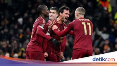 Bukti Roma Belum Lupa Cara Main Bola