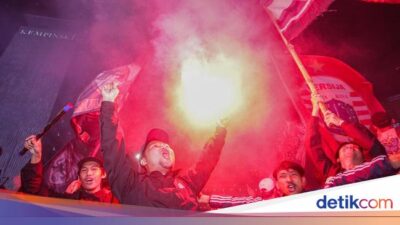 Momen The Jak Mania Rayakan HUT Persija