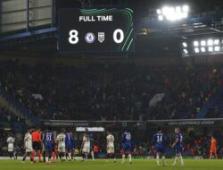 Chelsea Tebar Peringatan di UEFA Conference League