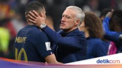 Ada Masalah Apa Antara Mbappe dan Deschamps?