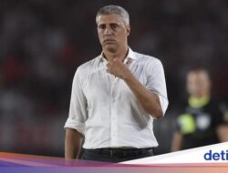 Gegara Ronaldo Cs, Crespo Dipecat Al Ain